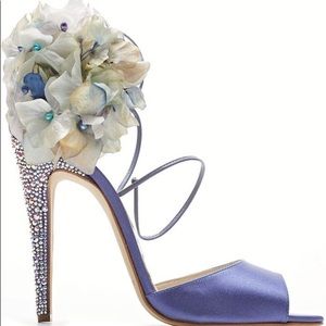 Aurora Limited Edition hydrangea sandal